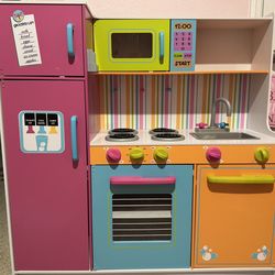 Play Kitchen