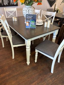 7. Pc brand new dining set