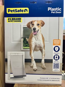 PetSafe Medium Plastic Pet Door