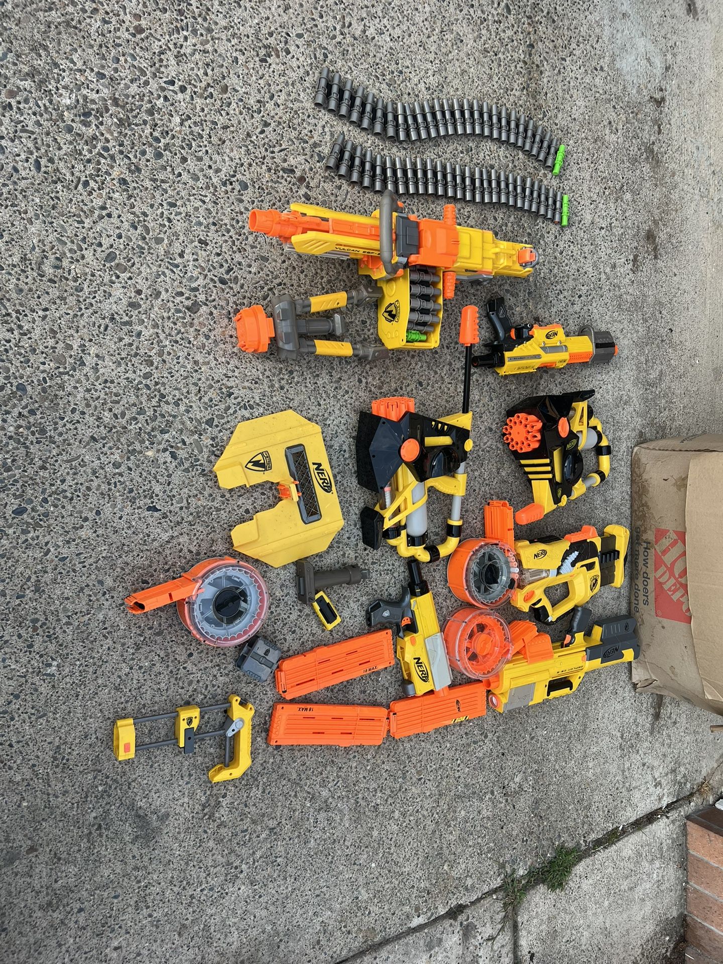 Lot of Nerf Gun