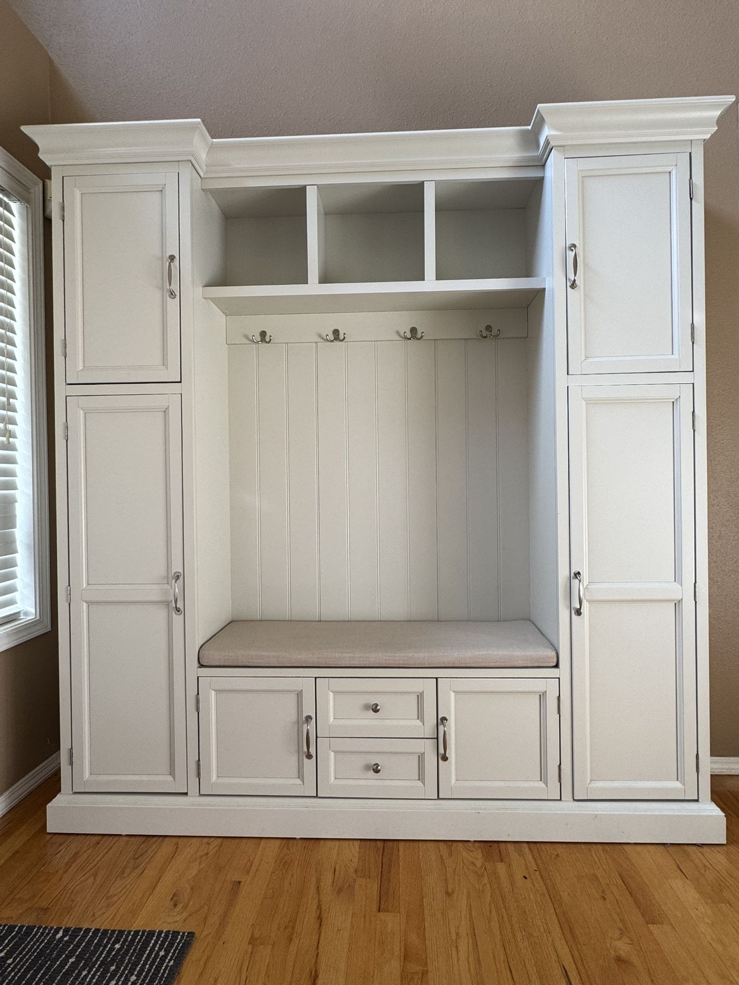 Entryway Bench / Storage
