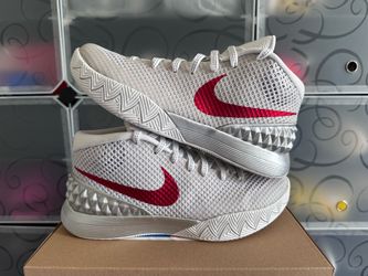 Nike Kyrie “Rise” sz. 8.5