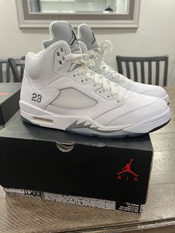 Jordan 5 Retro - Men Size 10.5 Metallic Whites