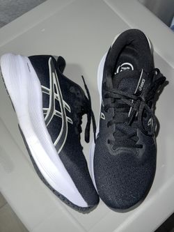 ASICS Size 8.5