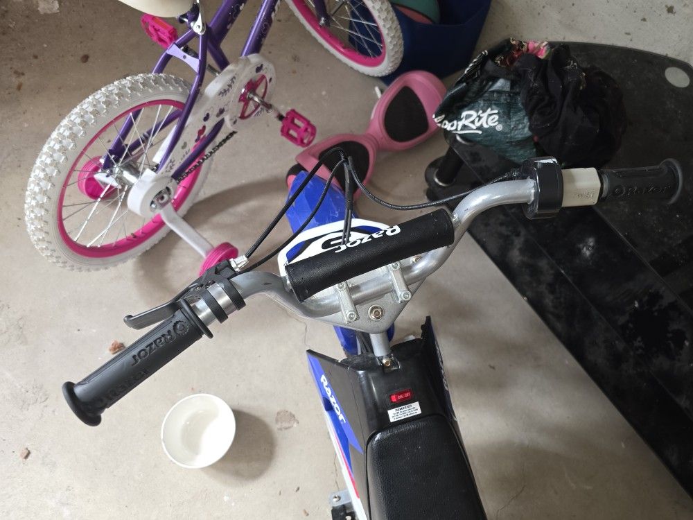 Razor Dirt Bike Electric 