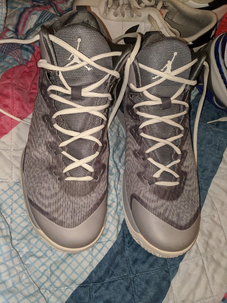 Men's brand new jordans flight plate size 11.5