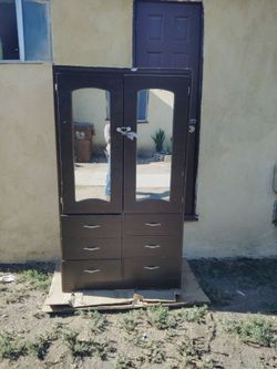 Ropero /wardrobe
