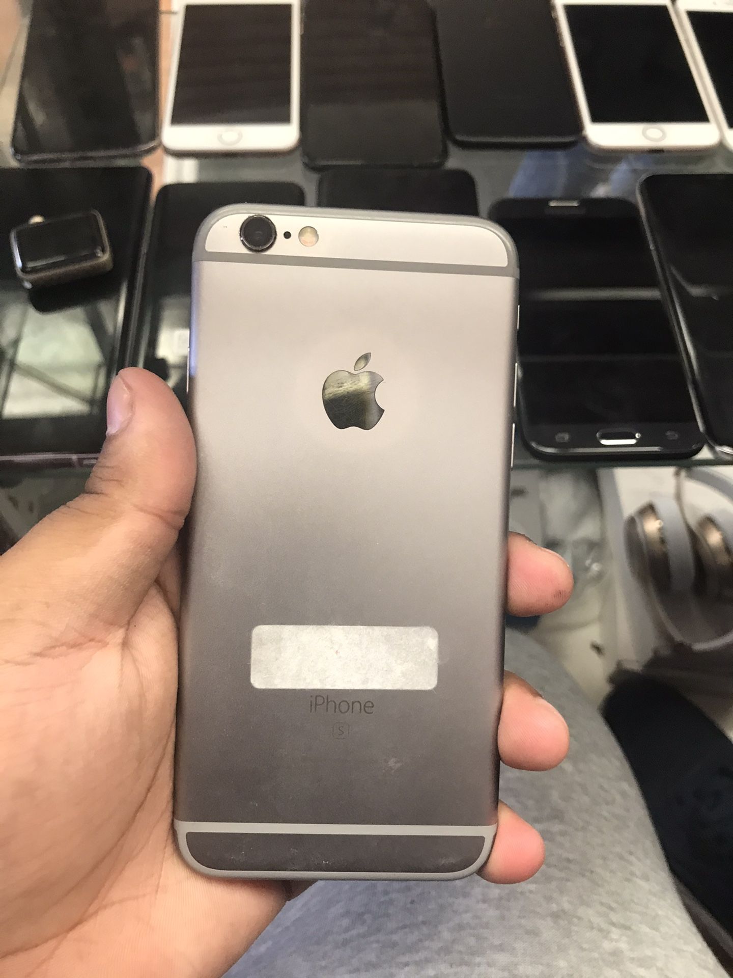 iPhone 6s 64gb unlocked