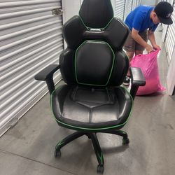 Gaming chair