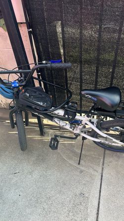 Bike with helmet in lock and accessories