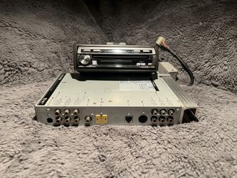 Alpine IVA-D310J & NVA-HD55 (Media Station)