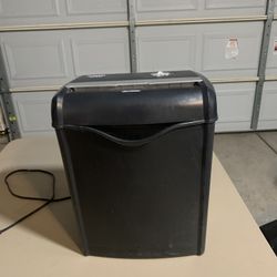 Aurora Paper Shredder 