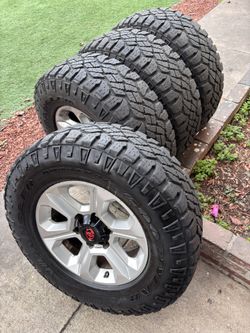 Toyota Tacoma 4runner Rims And Tires 265/70/17