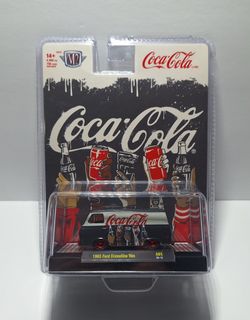 M2 Machines 1965 Ford Econolime Van Chase.