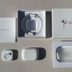 AirPods 4s