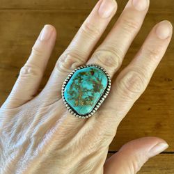 Vintage Native American Sterling Silver Gorgeous Turquoise Stone Ring size 6.5