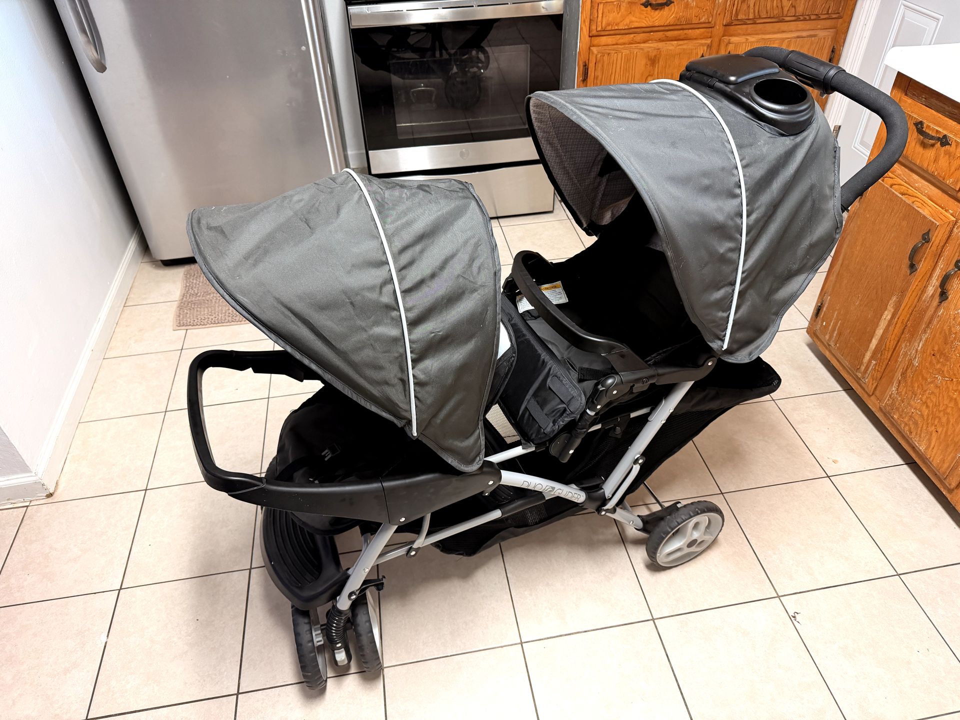 GRACO DOUBLE STROLLER
