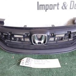 2016 - 2017 HONDA ACCORD 4DRS FRONT BUMPER GRILLE OEM AX17502