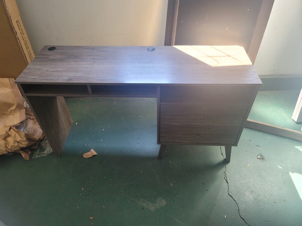 Natural Wood Finish Desk