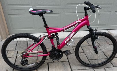 24” Mongoose Ledge 2.1 aluminum suspension mountain bike 21 speed