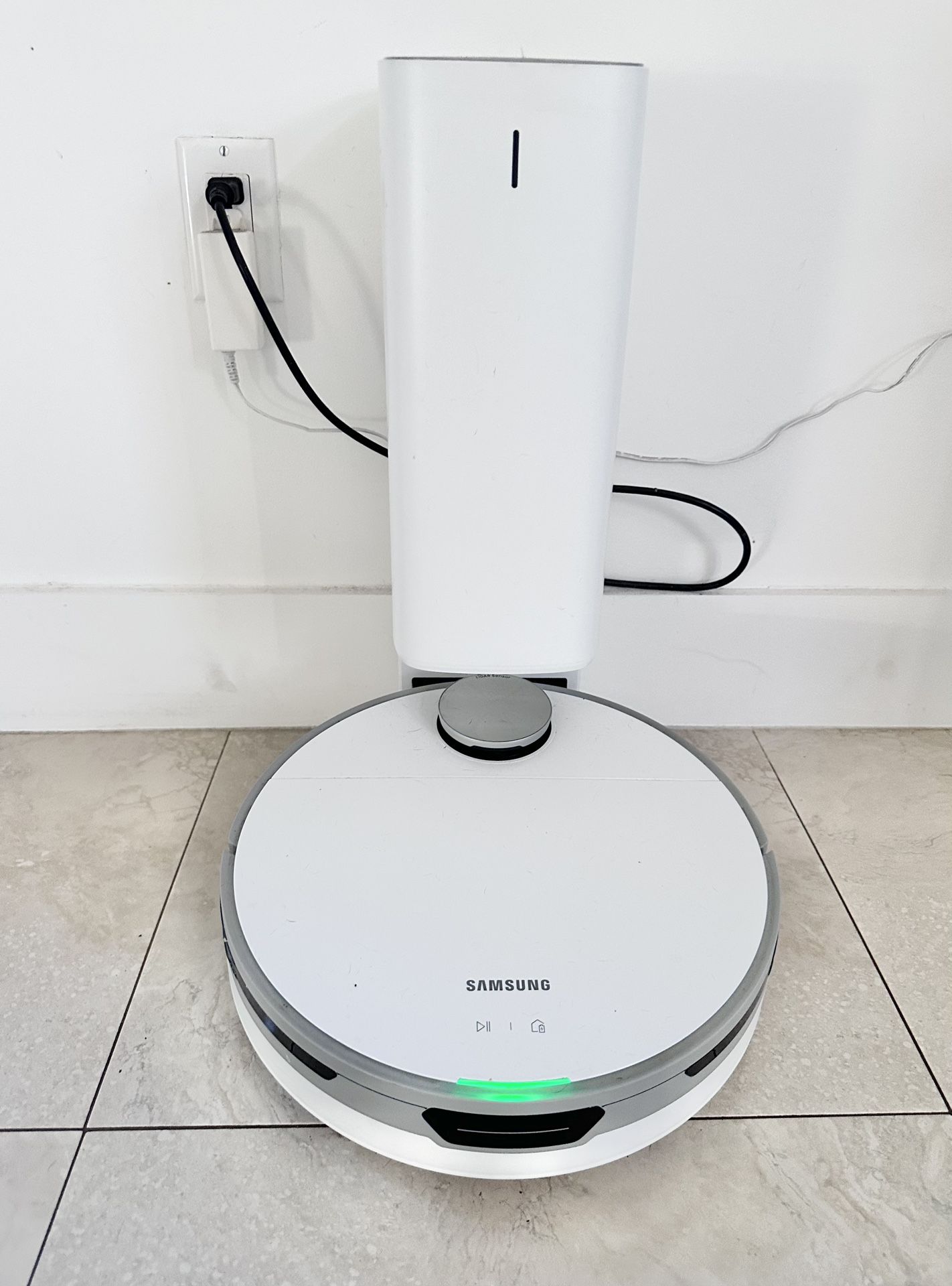 Samsung jetbot Vacuum Plus charge Station 