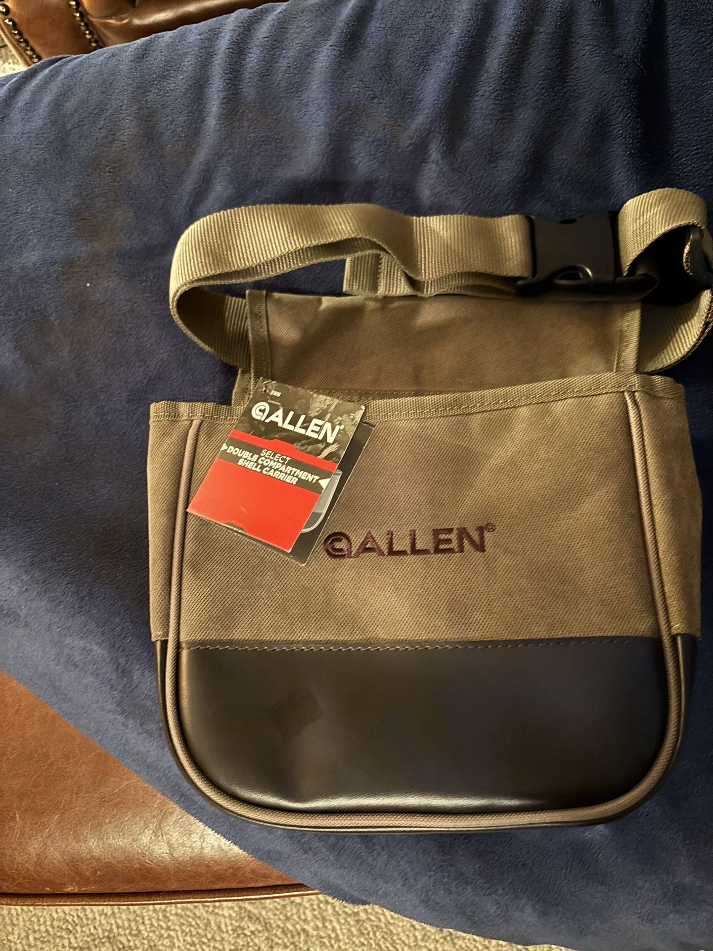 Allen Double Compartment Shell Carrier