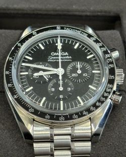 OMEGA Speedmaster Moonwatch Black Dial, Box & cards 310.30.42.50.01.002