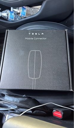 Tesla mobile connector brand new