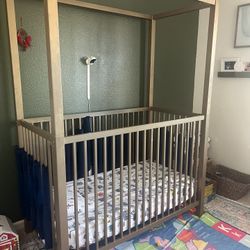 Baby crib For sale 