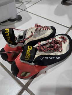Women's Rock Climbing Shoes