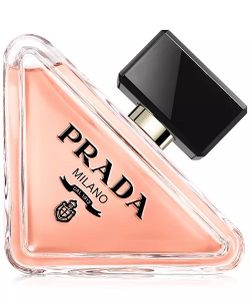 Beautiful women perfumes and men colones