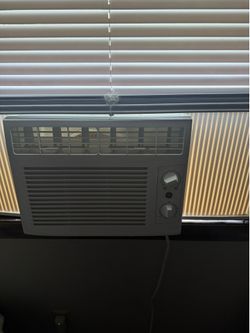 Air conditioning window unit