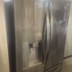 LG REFRIGERATOR 
