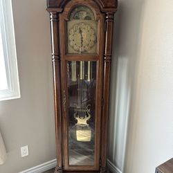 Grandfather Clock, Pearl The Monticello Model