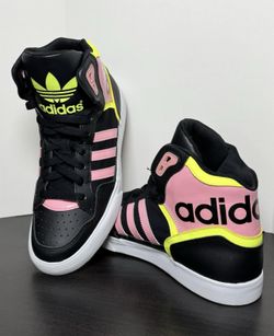 Adidas Womens Extaball Black/Pink Sneaker Size 7/5