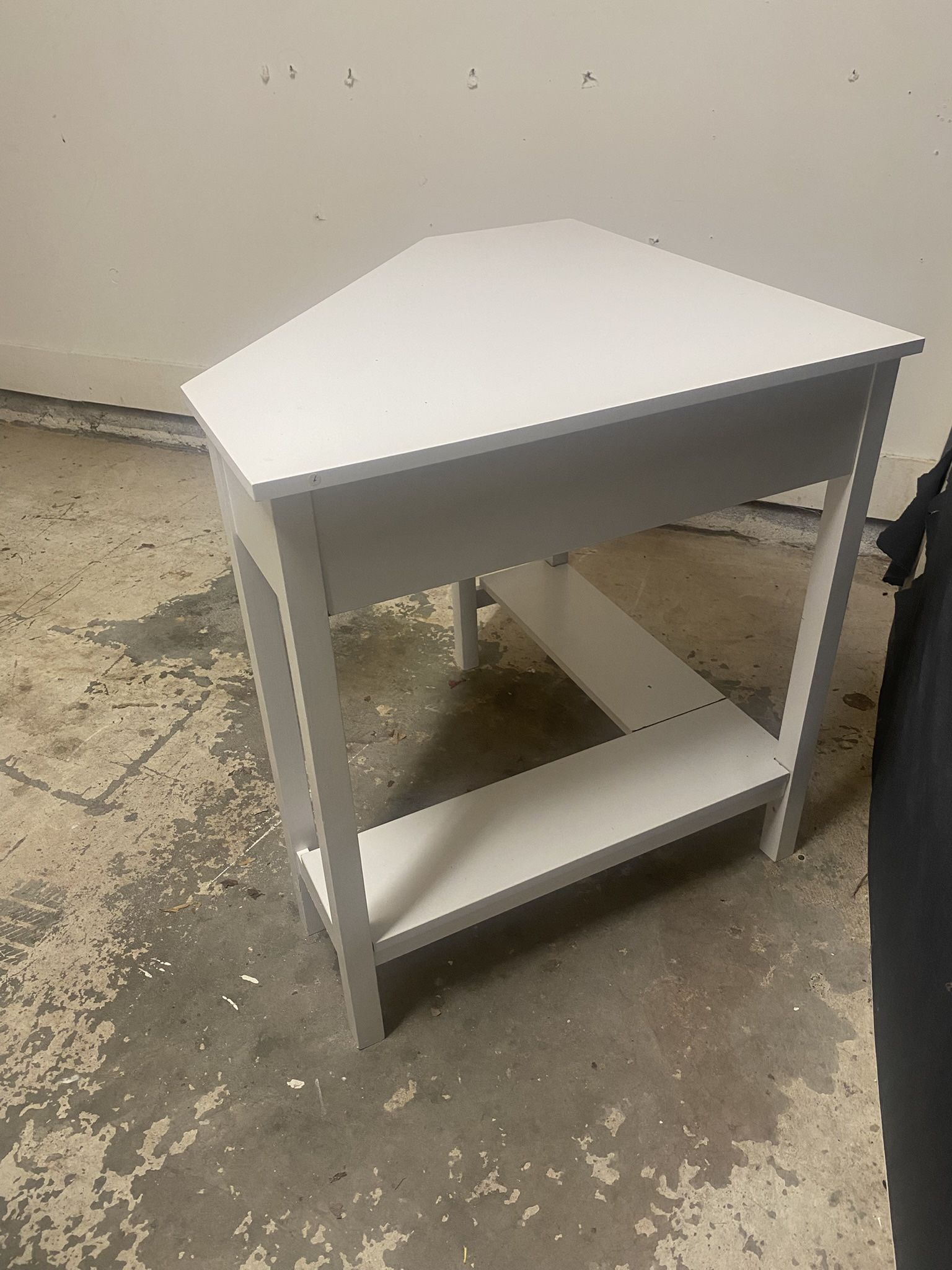 White Corner Desk