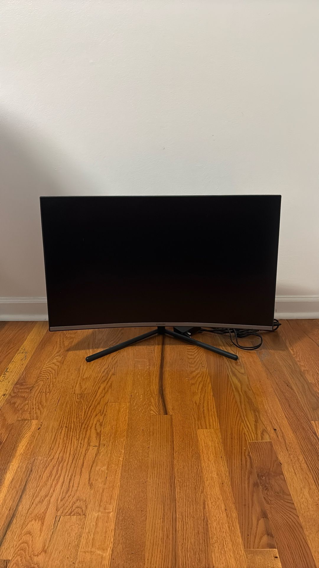 Samsung Curved 32” 4K Monitor