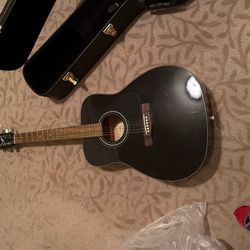 Yamaha F-335 BL Excellent Condition Barely Used