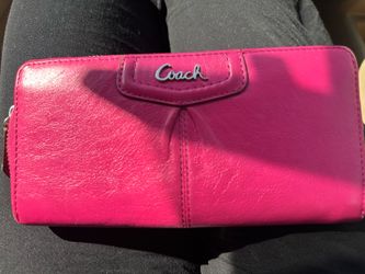 Coach pink wallet