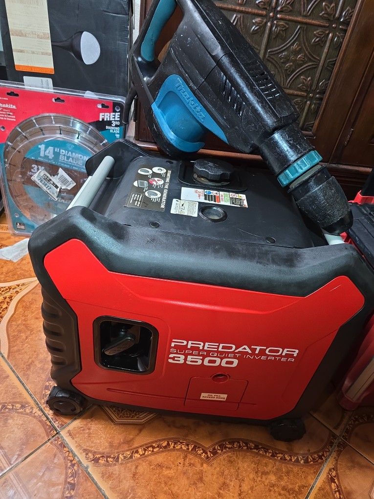 Makita Rotomartillo Trabaja Bien $275 & Generator Como Nuevo $450. Ridgid Packout $175