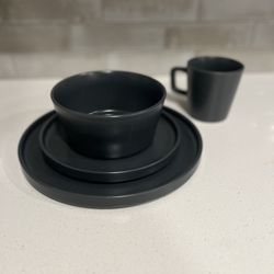 Dishware Set