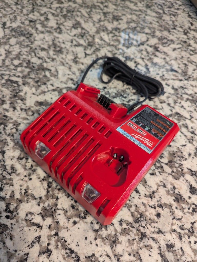 Milwaukee M12/M18 Charger Brand New