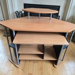 Ikea Desk EXCELLENT Condition!