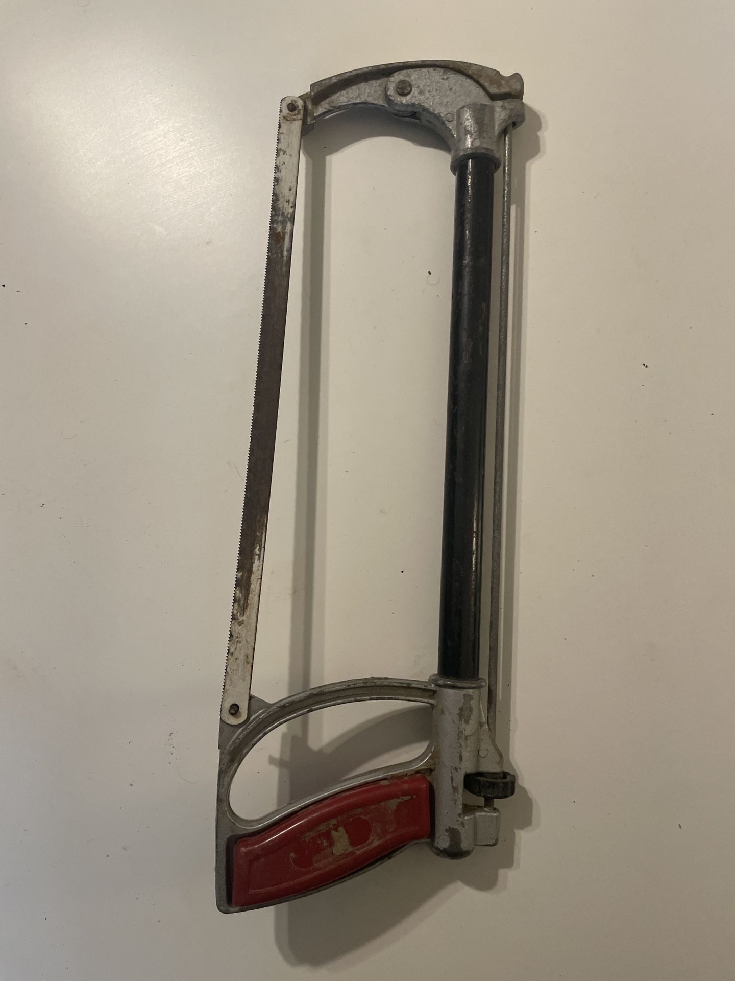 Adjustable Hacksaw