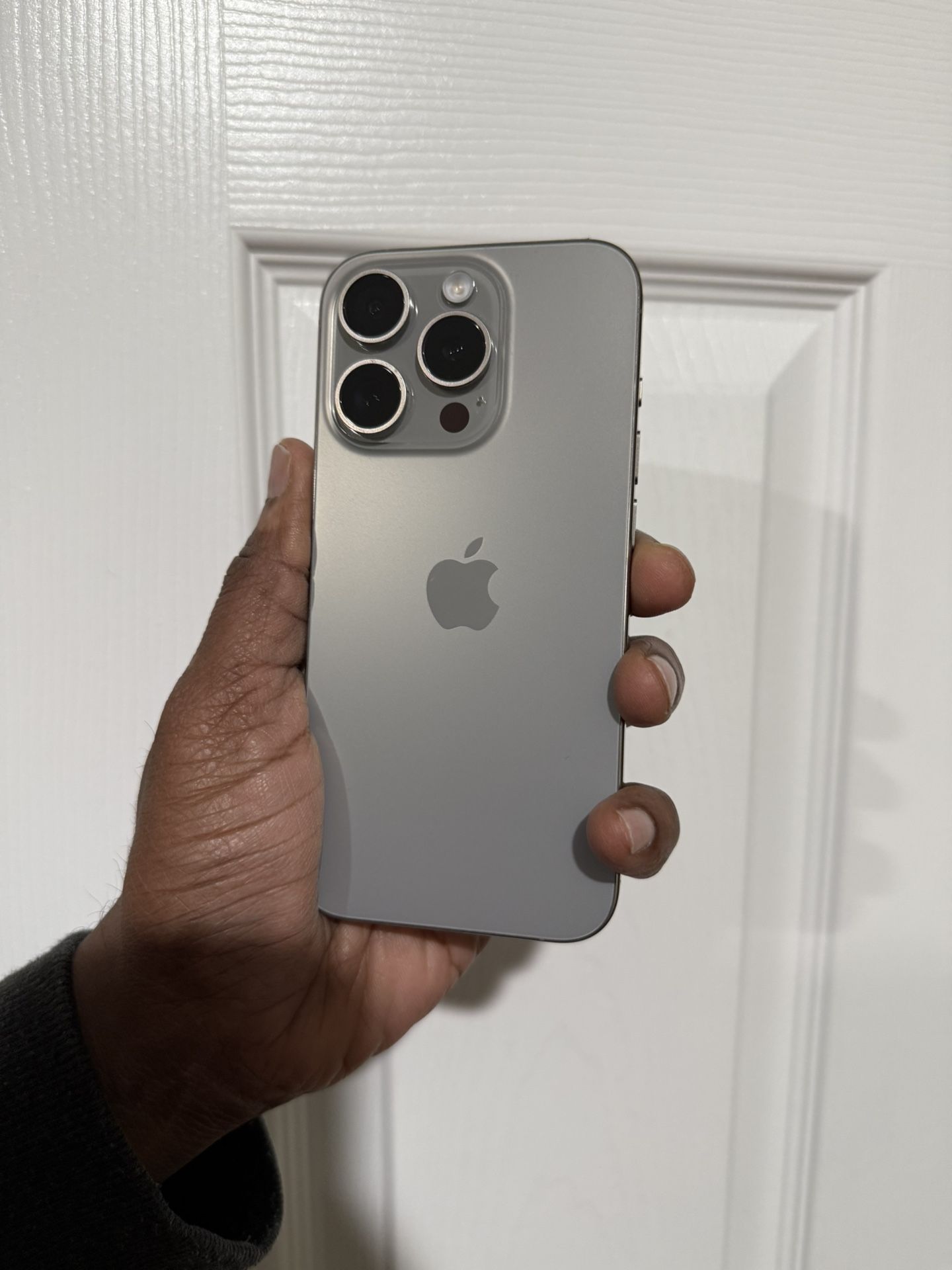 Iphone 15 pro natural 128 gb 