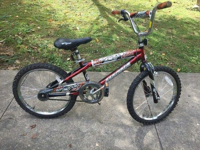 Boy's 20" Magna Rip Claw BMX Bike