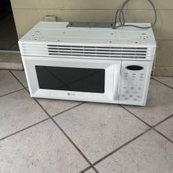 Maytag above stove microwave