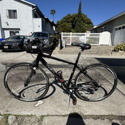 Trek FX 7.5 Hybrid Bike – Like New, Barely Used