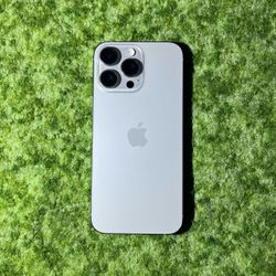 iPhone 16 Pro Max | 256GB | Natural Titanium | Factory Unlocked