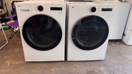 LG FRONT LOADING WASHER AND DRYER SET ‼️ GAS‼️ DELIVERY FREE 🆓 WARRANTY INCLUDED